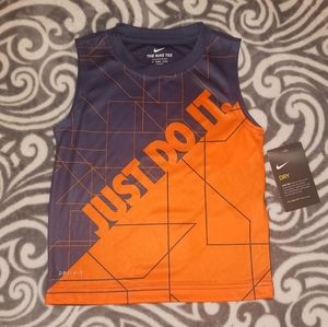 Nike boys sleeveless shirt